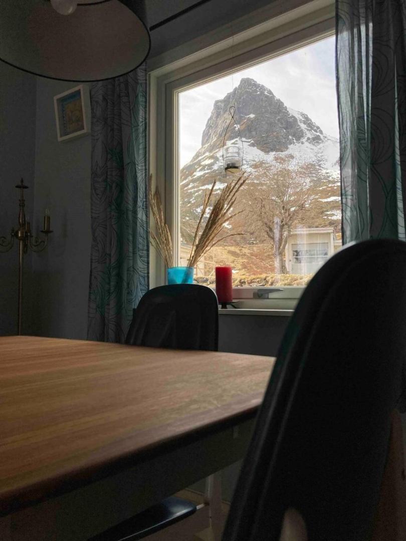 Charming House In Fjord Lofoten Дом отдыха Slydalen